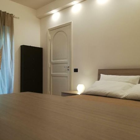 Luxurious Street Apartments Катания Экстерьер фото