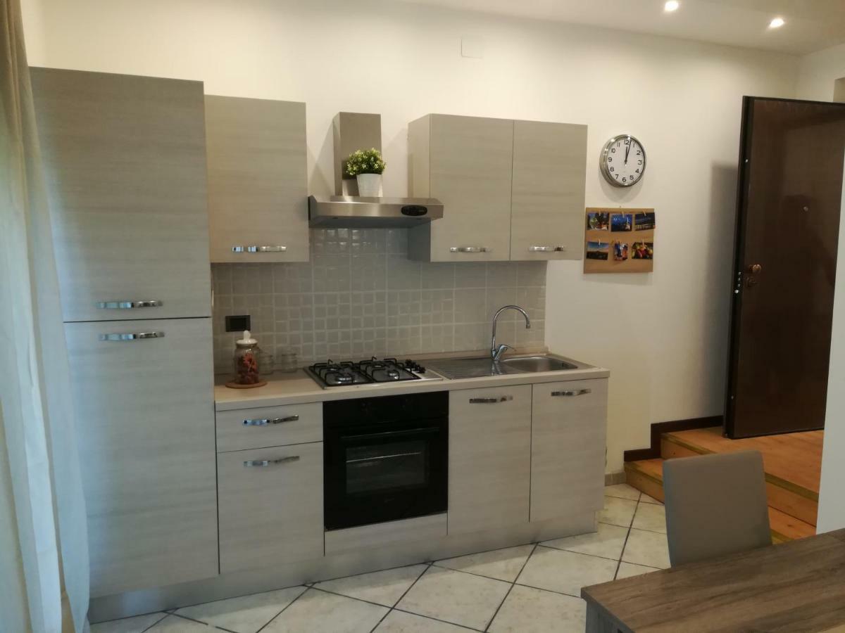 Luxurious Street Apartments Катания Экстерьер фото
